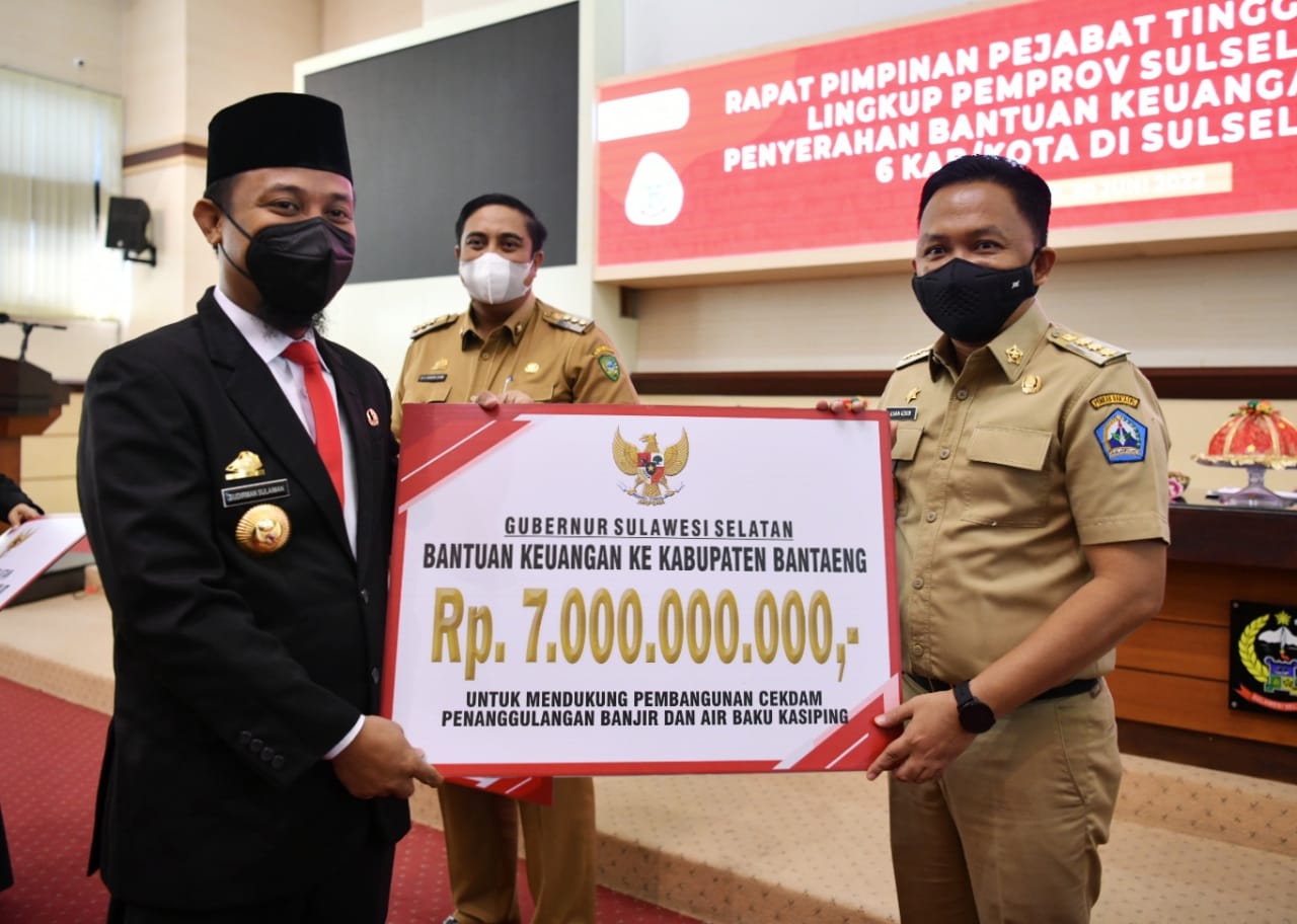 Bantaeng Diberi Bantuan Keuangan Rp 7 Miliar Untuk Atasi Banjir